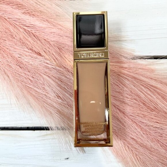 HP🎉 NIB Tom Ford Shade and Illuminate Foundation - Picture 10 of 16